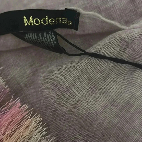 Modena Scarf - Picture 3 of 4